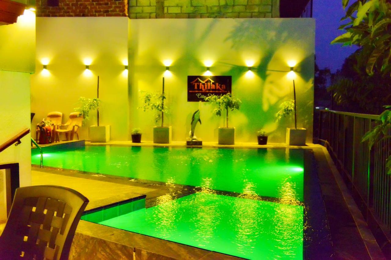 Thilaka City Hotel 阿努拉德普勒 外观 照片